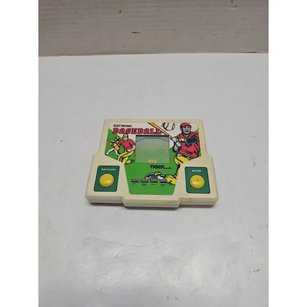 Vintage 80s/90s Electronic Handheld Game Lot-Set of 4